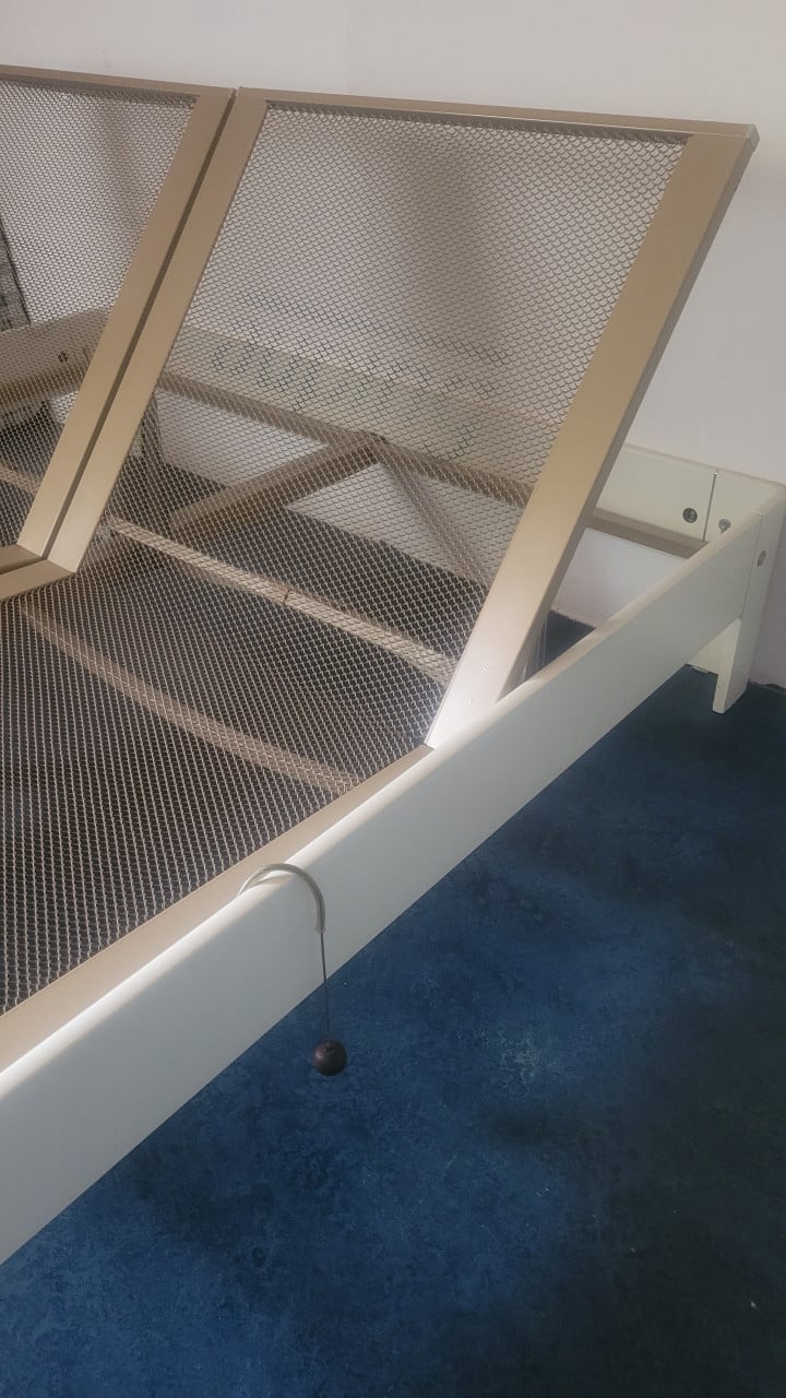 Gratis af te halen.  Auping  bed 160/200