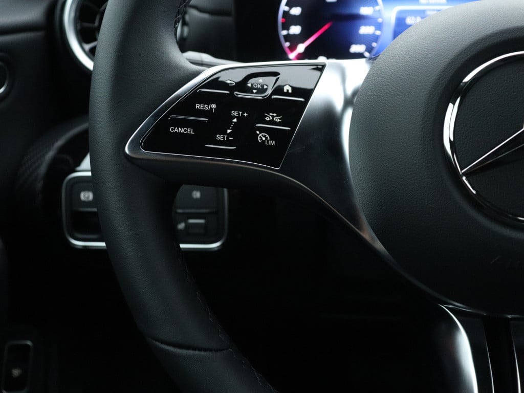 Mercedes-Benz Cla 180 star edition | dodehoekassistent | keyless go | parke