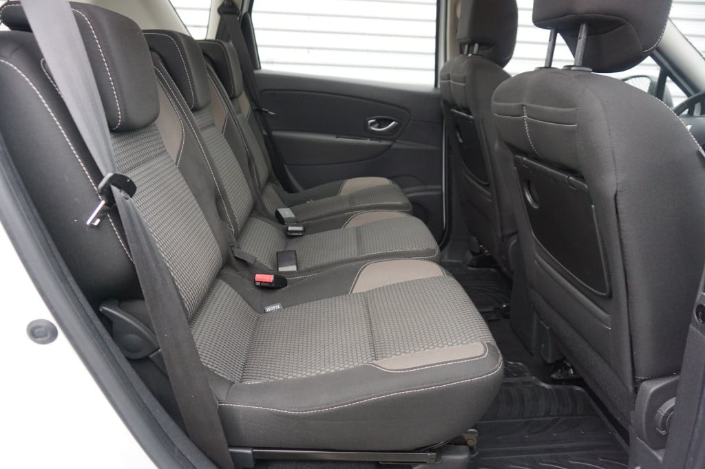 Renault Scenic xmod 1.2 tce bose climate / navi / cruise / stoelverw. / par