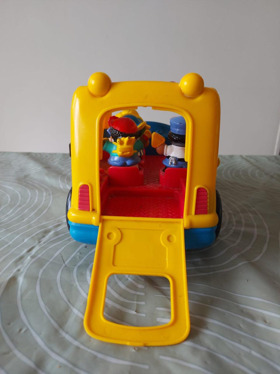 Fisher-Price Little People Lil' Movers Schoolbus incl. 4 poppetjes/muziek