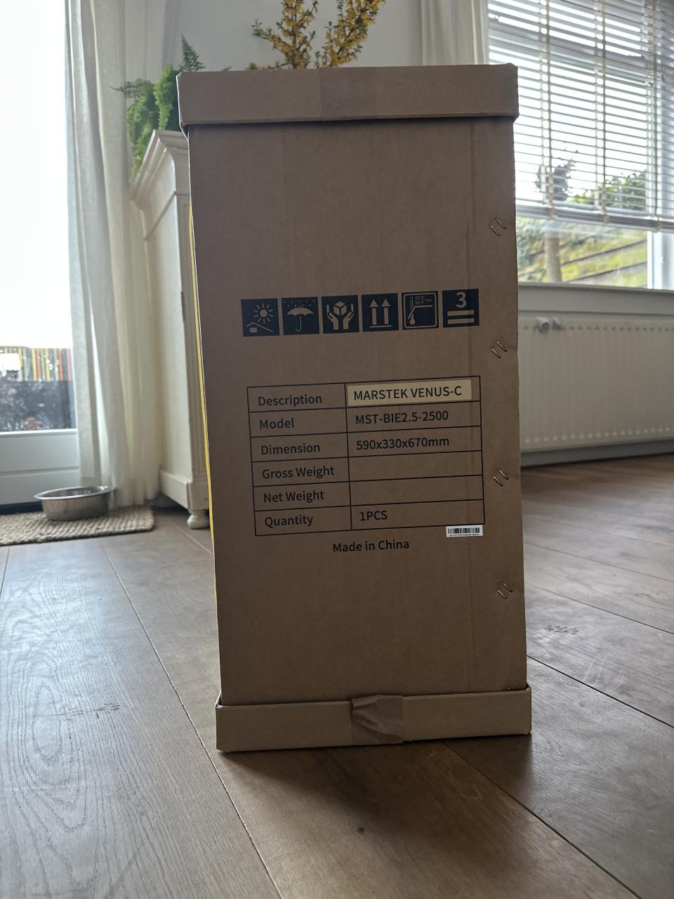 Marstek Venus C Balkon AC Coupled ESS 2.56 kWh