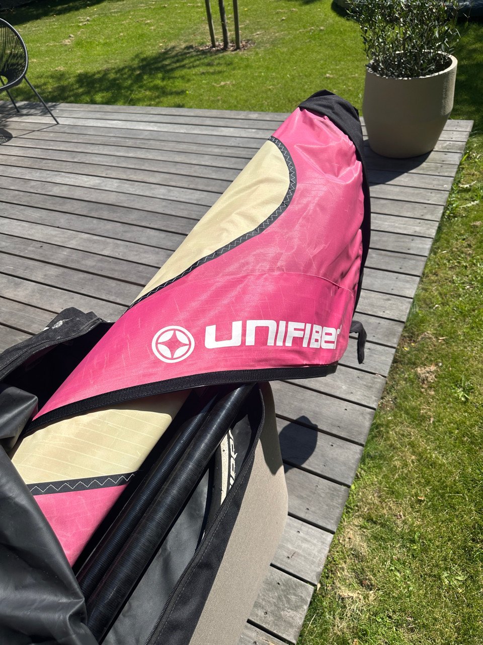 Complete Unifiber windsurf set/Rookie 225 + zeilen 1.5 + 4.0