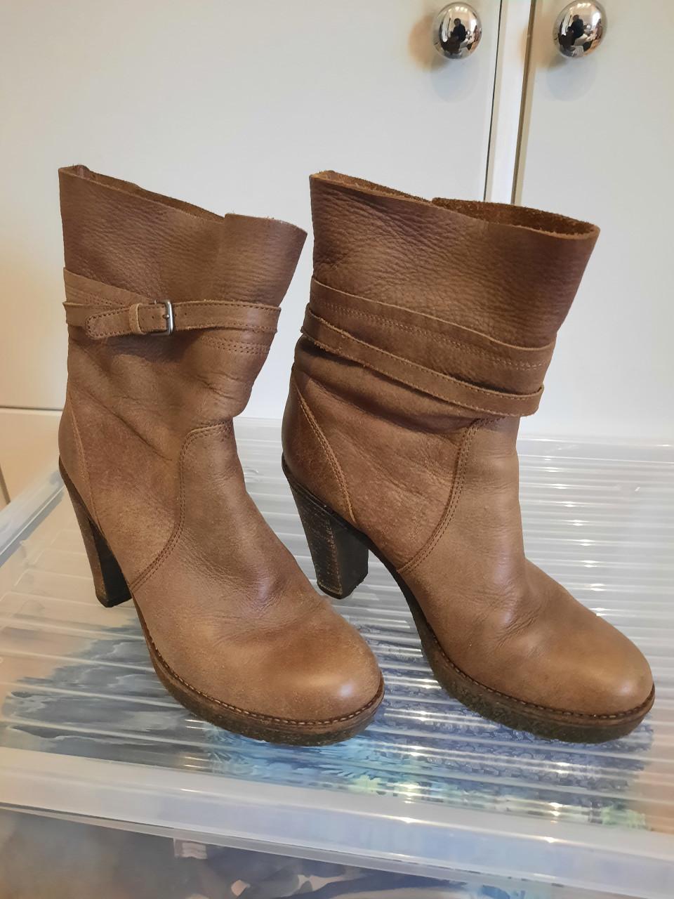 Laarzen Fred de la Bretonniere