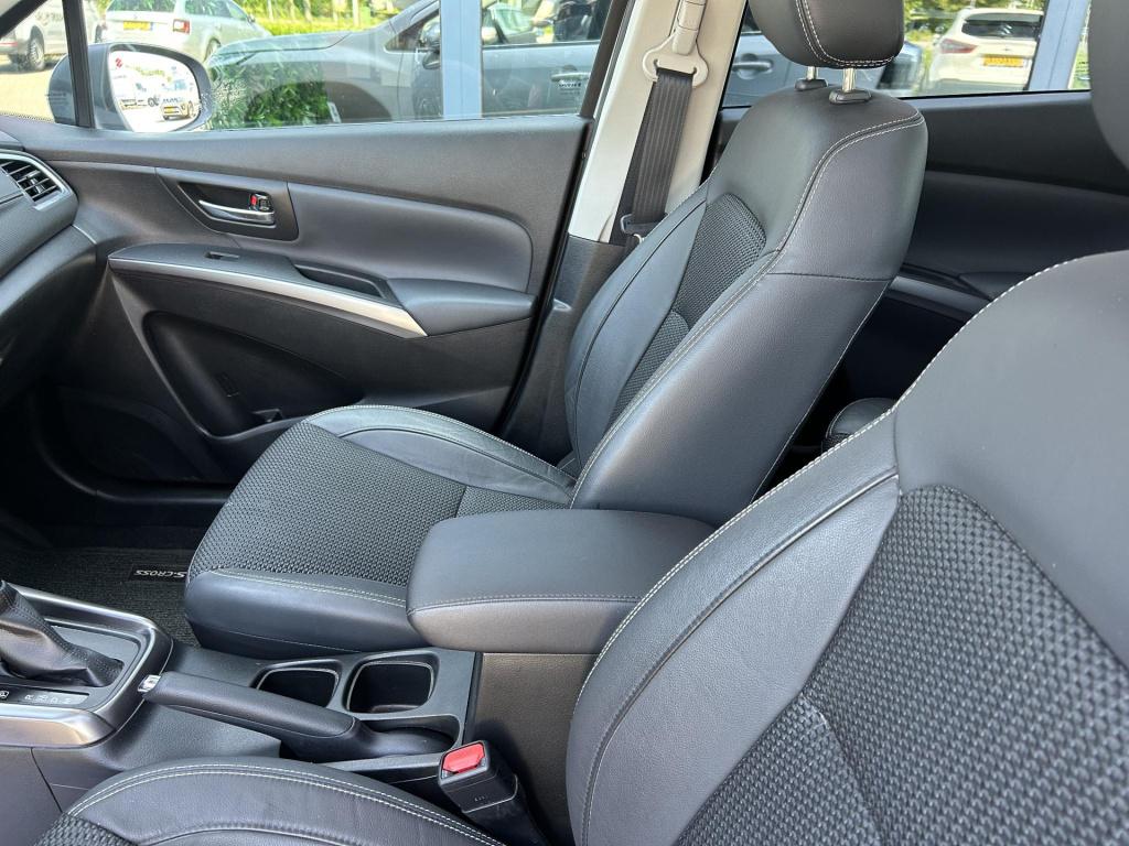 Suzuki Sx4 S-cross 1.5 hybrid style automaat