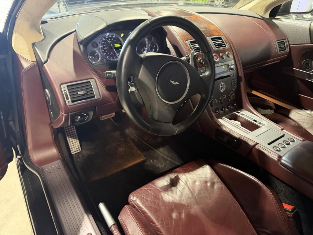 Aston Martin Db9 5.9 v12 touchtronic