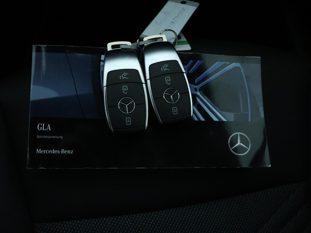 Mercedes-Benz Gla-klasse 250 e plug-in hybride | trekhaak | rijassistentiep