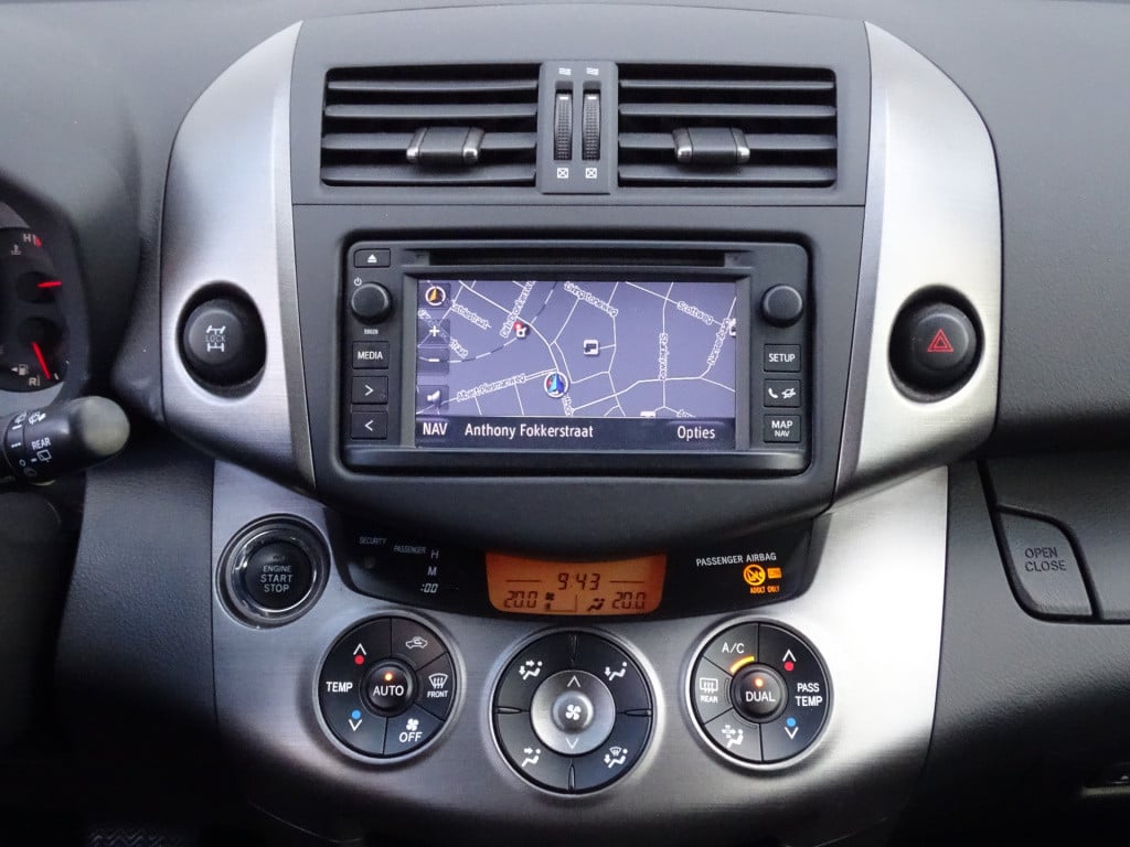 Toyota Rav4 2.0 vvti dynamic automaat | trekhaak | navi | bluetooth