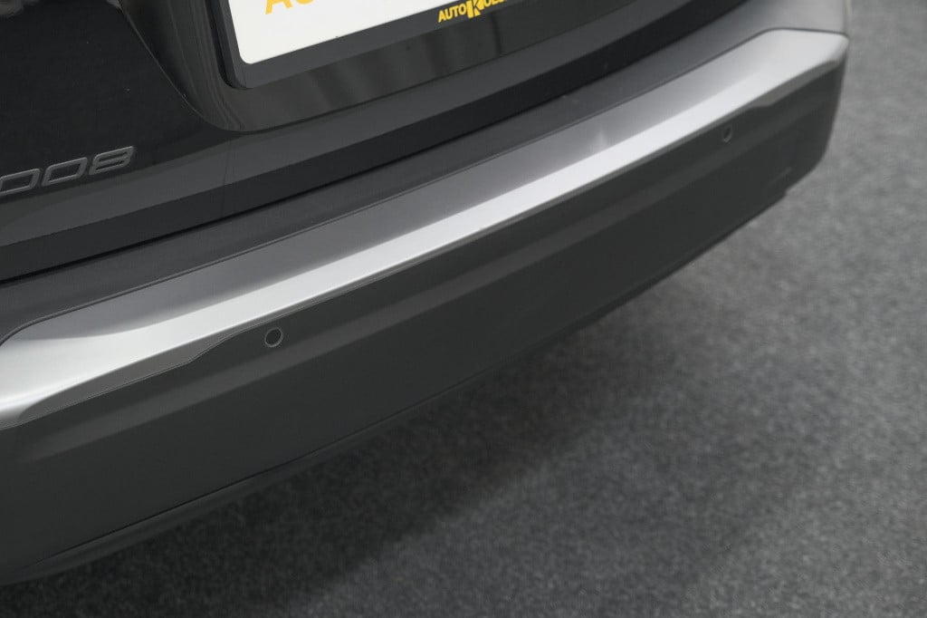 Peugeot E-2008 ev active 50 kwh | parkeersensoren | apple carplay | climate
