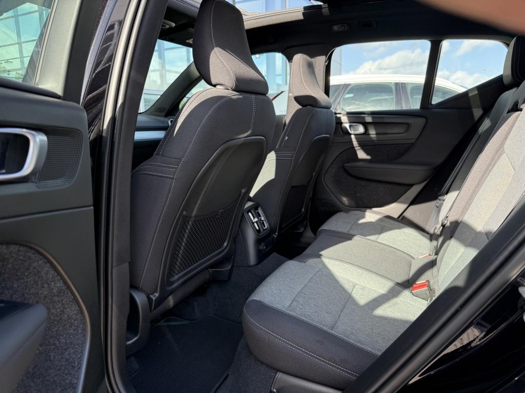 Volvo XC40 t4 211pk recharge plus dark| panodak| camera| h&k sound| elek.