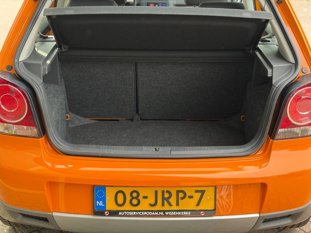 Volkswagen Polo 1.6-16v cross | automaat