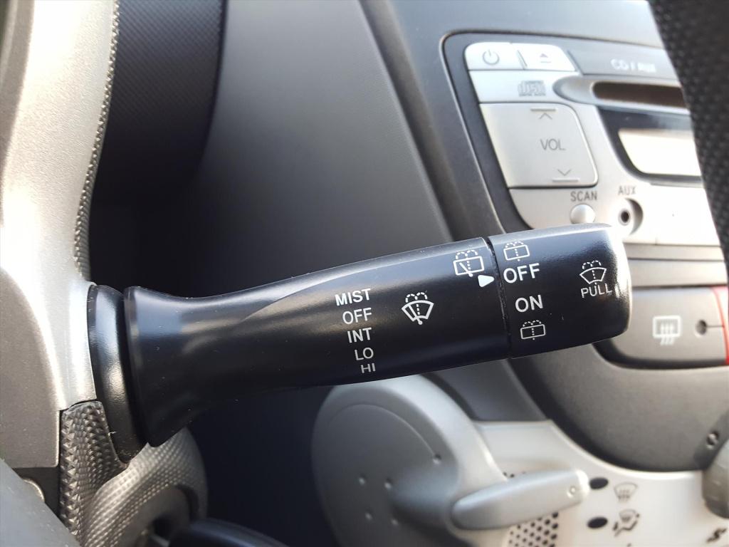 Citroen C1 1.0i 68pk 5d ambiance airco | radio/cd-speler | stootstrips | ni