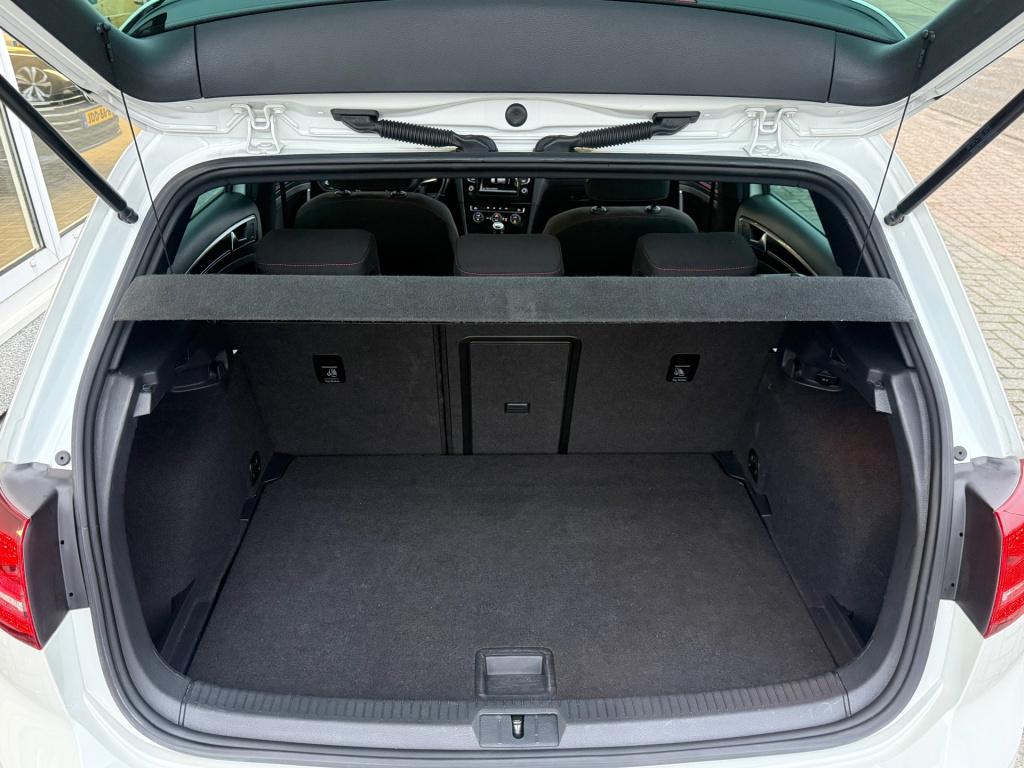 Volkswagen Golf 2.0 tsi gti performance