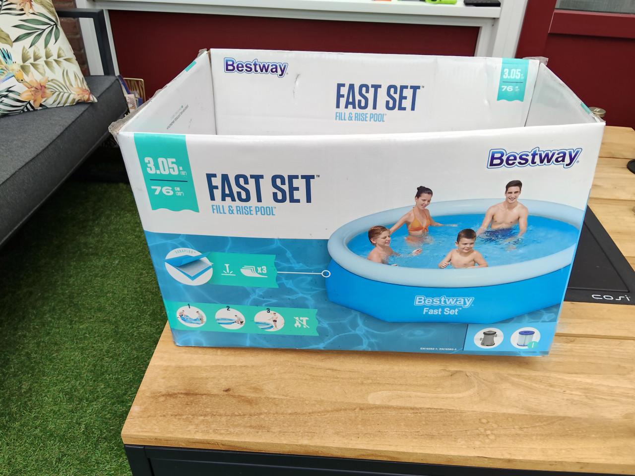 Te koop opblaasbaar zwembad
