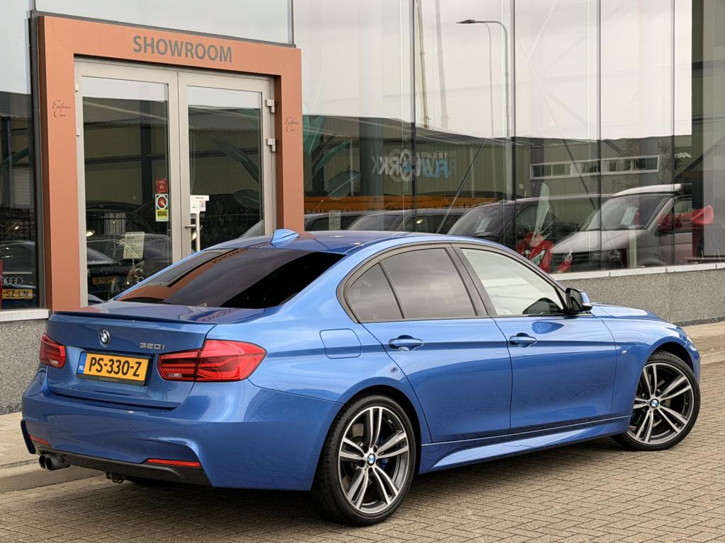 BMW 3-serie 320i m-sport | cruise | stoelverwarming | navi | leder | led |
