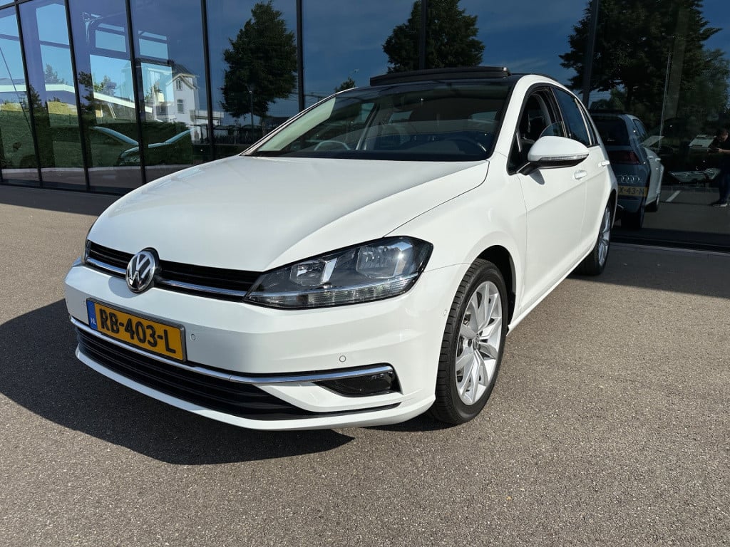 Volkswagen Golf 1.5 tsi 150pk dsg highline | panoramadak | virtual cockpit 