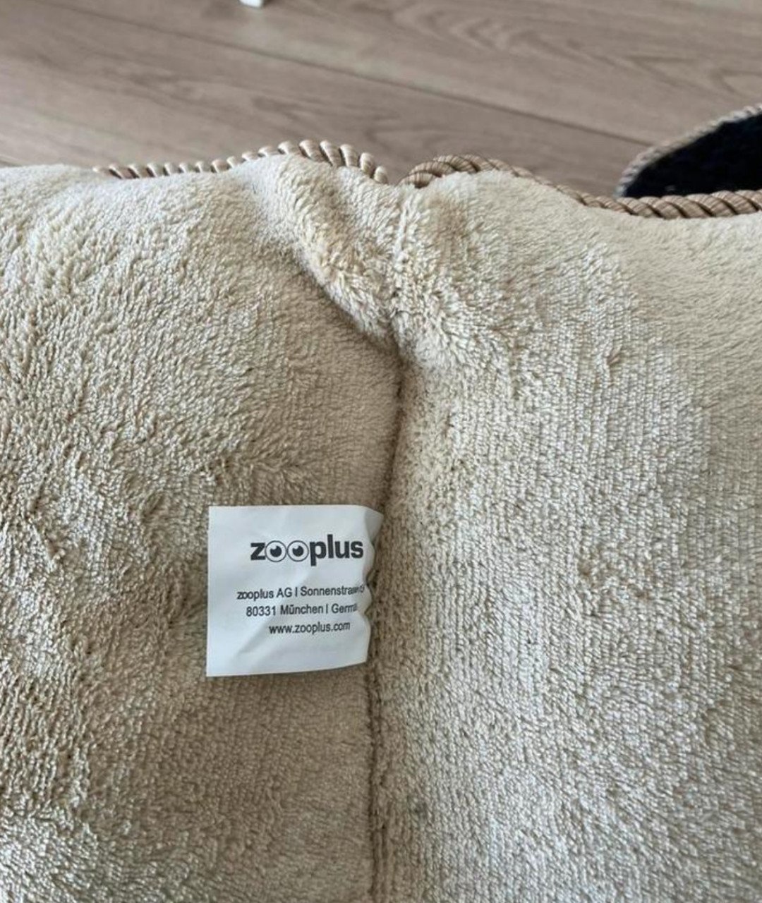 Mooie mand voor kat of kleine hond