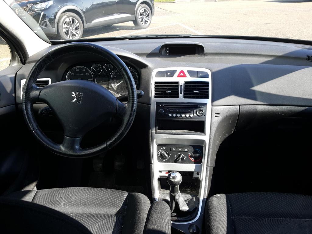 Peugeot 307 1.6 16v 5-deurs xs | airco | cruise control | trekhaak | radio/