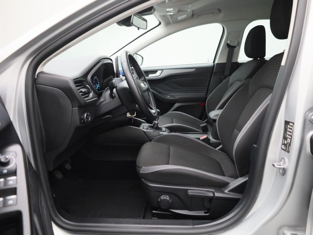 Ford Focus wagon 1.0 ecoboost hybrid connected | navigatie | cruise control