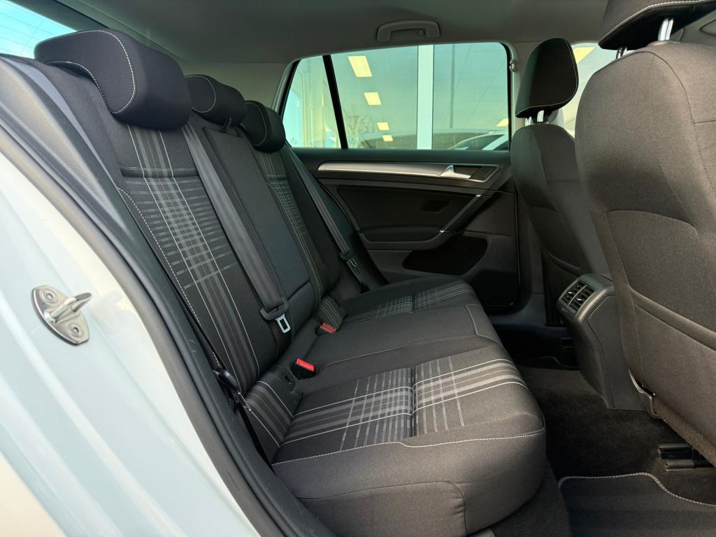 Volkswagen Golf 1.2 tsi business edition connected