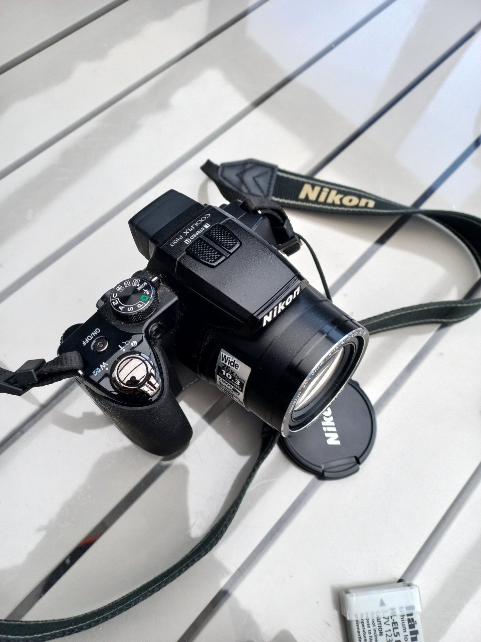 Nikon coolpix p100