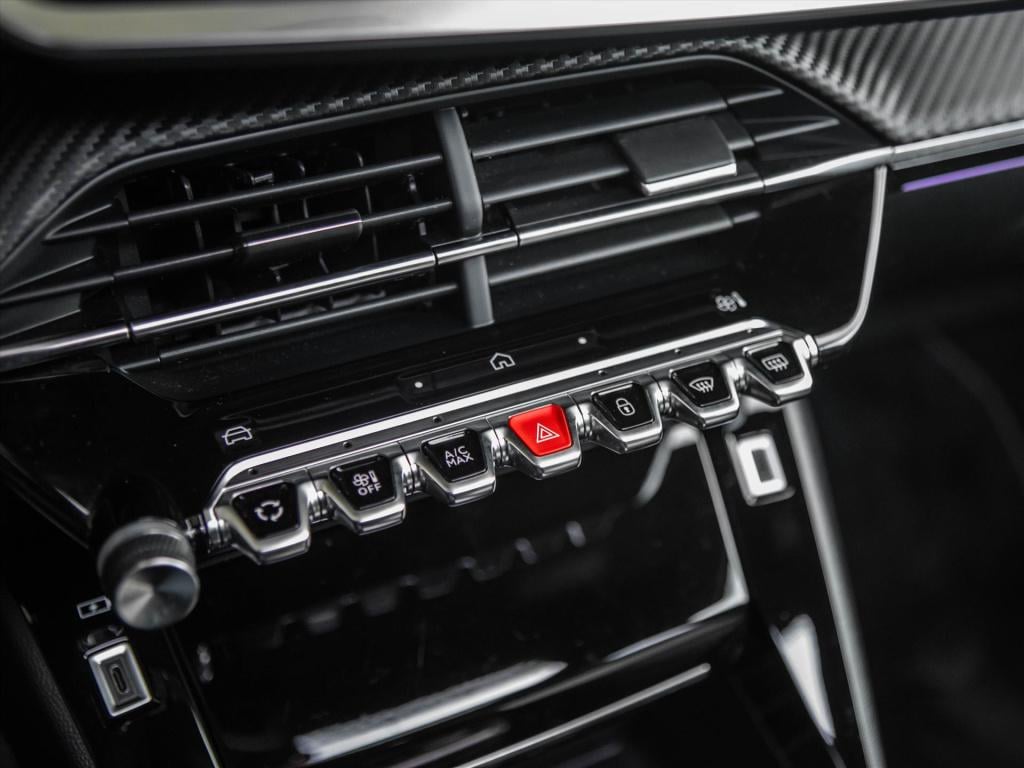 Peugeot 2008 1.2 hybrid 136pk e-dcs6 gt | panoramadak | camera | navigatie 