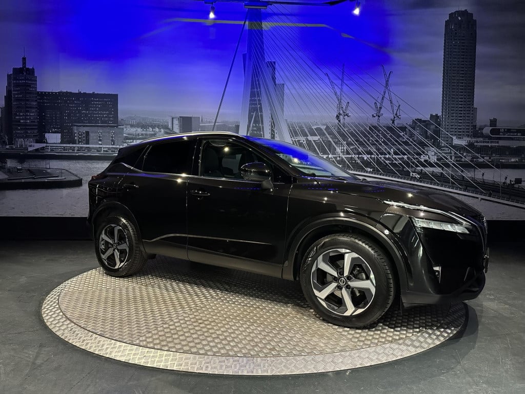 Nissan Qashqai 1.3 mhev xtronic premiere edition *pano*360camera*