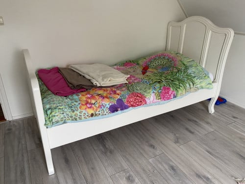 Antiek ledikant 210 x 100