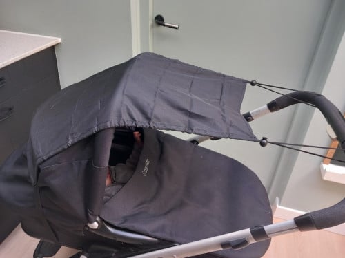 Zonnescherm kinderwagen NIEUW! Universeel!