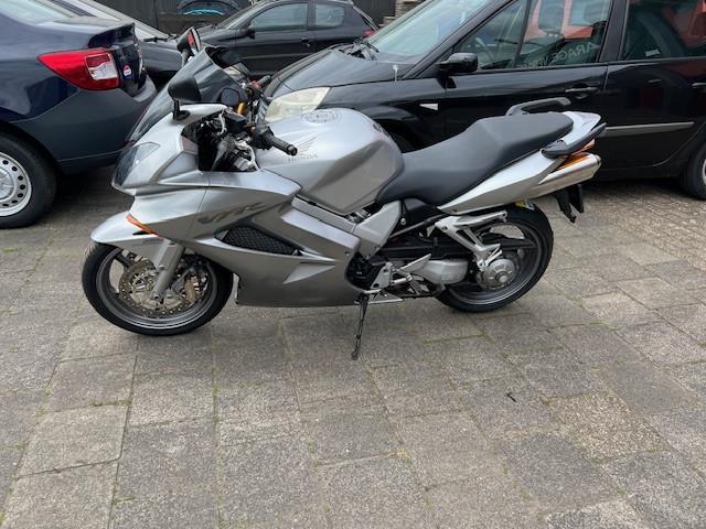 Honda VFR800 V-tec 2004