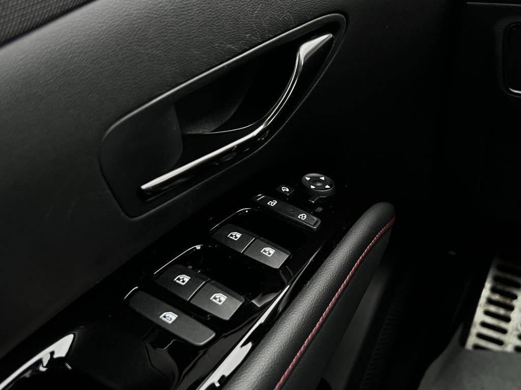 Hyundai Tucson 1.6 t-gdi phev premium two-tone 4wd n-line | dodehoek ass. |