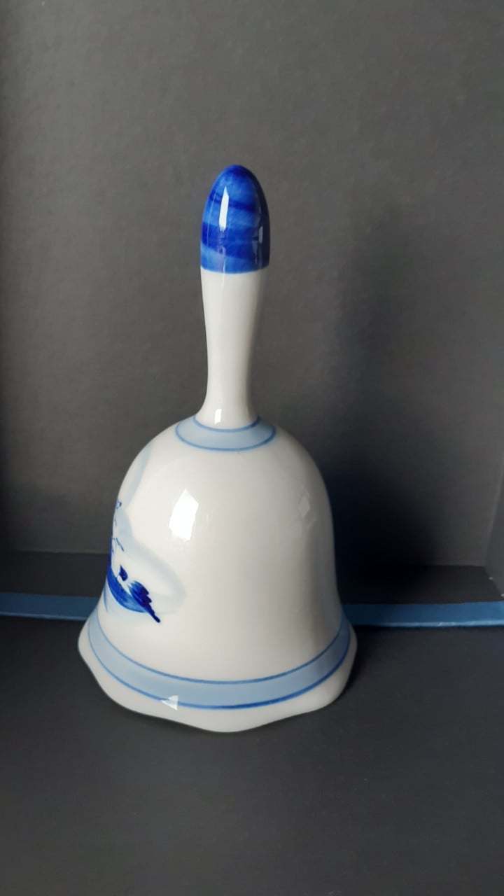 Tafelbel Delfts blauw met Hollands decor