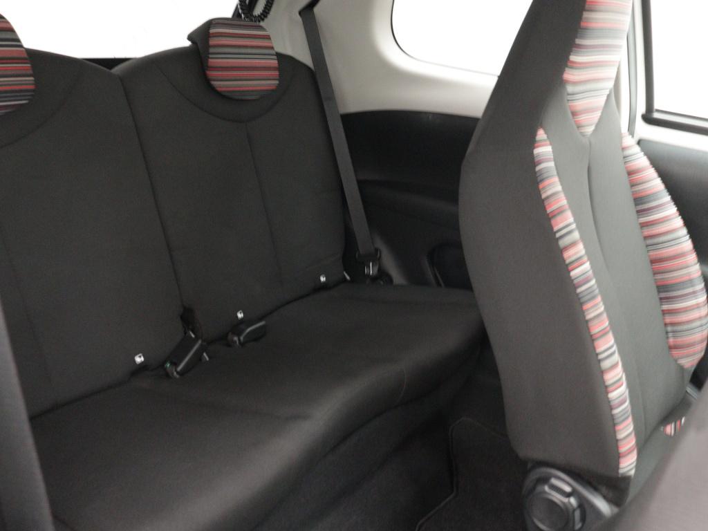 Citroen C1 vti 72 pk feel | rijklaar | airco | extra getint glas