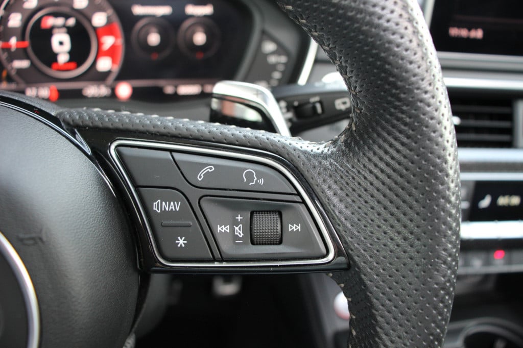 Audi Rs4 a4 avant 2.9 tfsi quattro pro line plus | pano | carbon | massage 