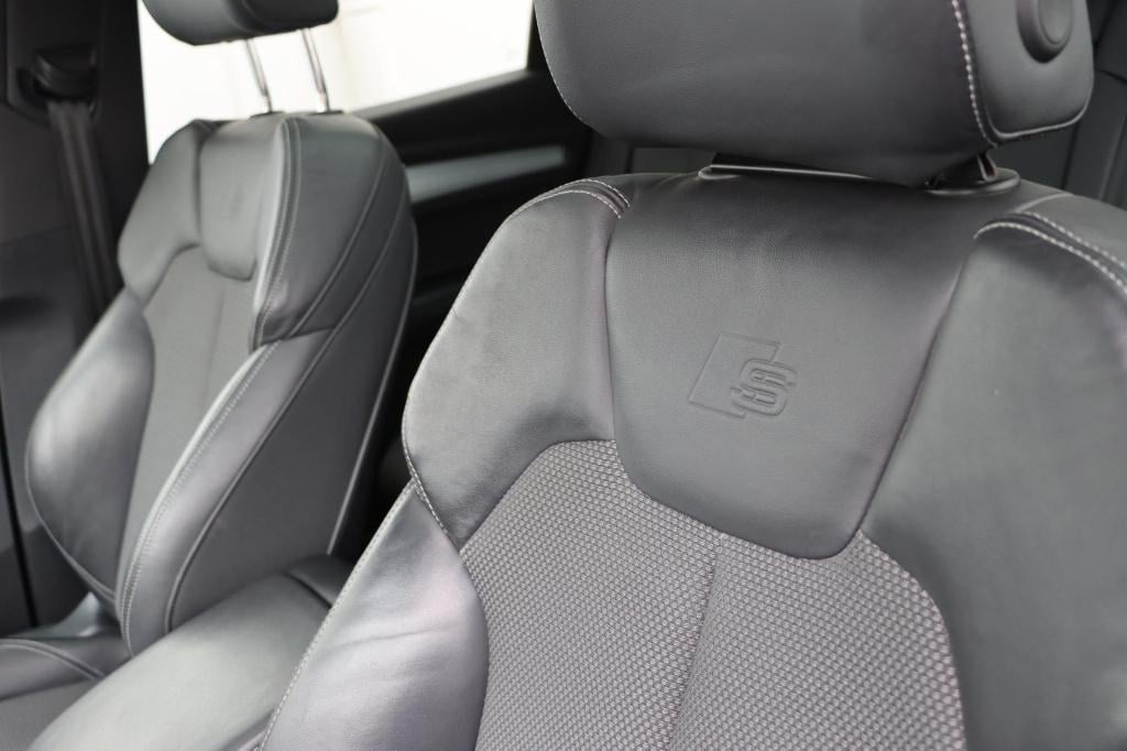 Audi Q5 50 tfsi e quattro s edition competition 300pk s-tronic | pano | luc