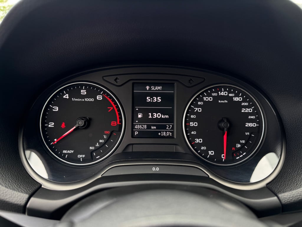 Audi Q2 35 tfsi s edition * panoramadak * camera * keyless