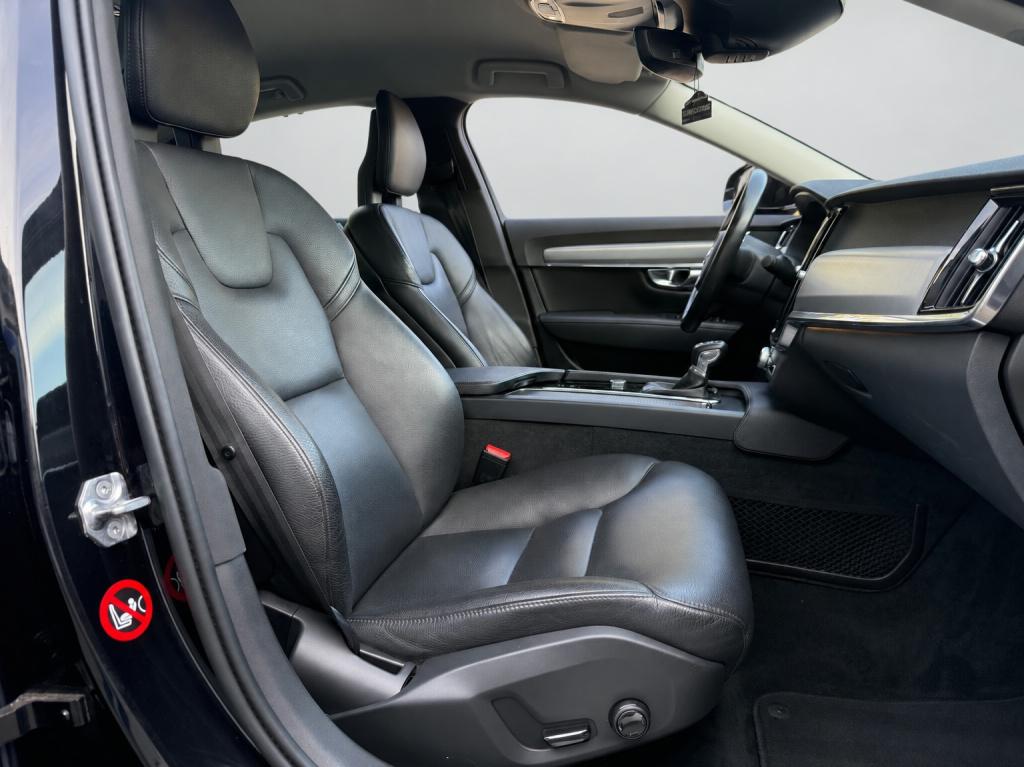 Volvo S90 2.0 t6 awd momentum+