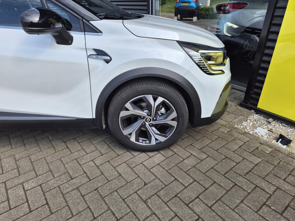 Renault Captur 1.6 e-tech full hybrid 145 r.s. line