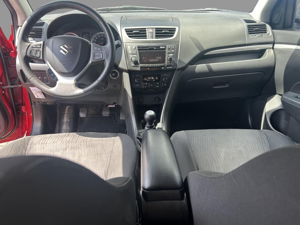 Suzuki Swift 1.2 exclusive easss