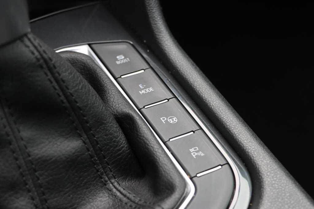 Seat Tarraco 1.4 tsi e-hybrid phev fr business intense 245pk