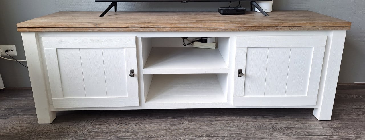 Set houten meubels, ook los te koop
