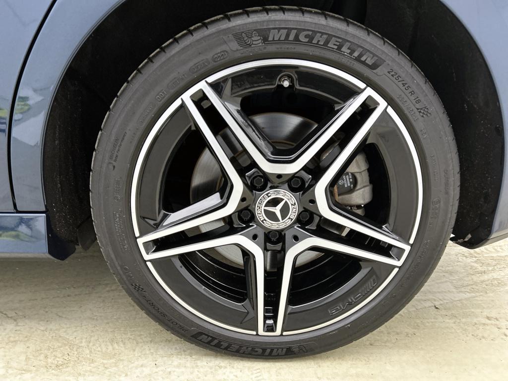 Mercedes-Benz B-Klasse 250 e amg line | amg line | stoelverwarming | adapti