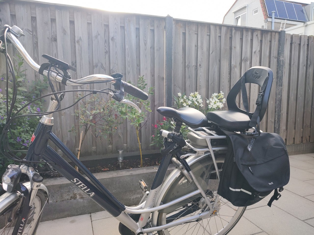 Mooi en comfortabel (Yepp) kinderzitje/ fietsstoeltje