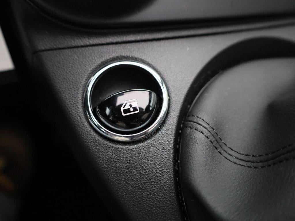 Fiat 500 C 1.0 hybrid star | cabrio | parkeer sensoren | dab | bluetooth | 