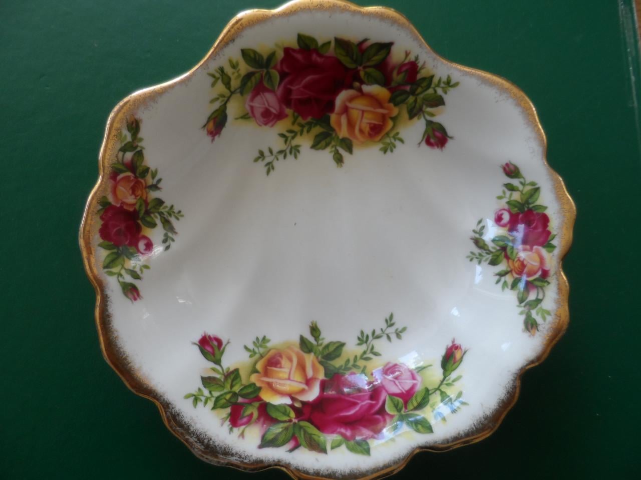 Royal Albert Old Country Roses