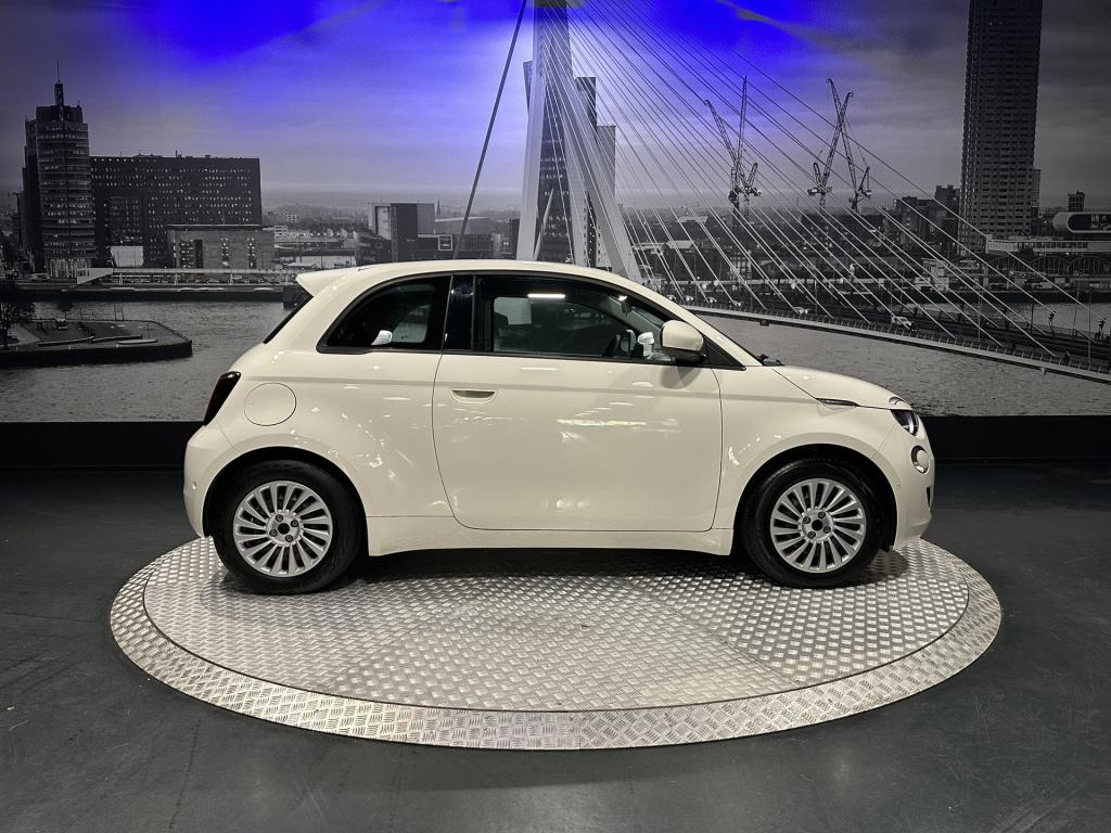 Fiat 500 icon 42 kwh *carplay*camera*