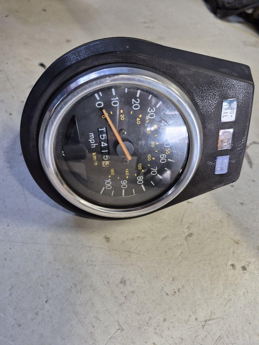 10.000 Nieuwe en gebruikte motor onderdelen