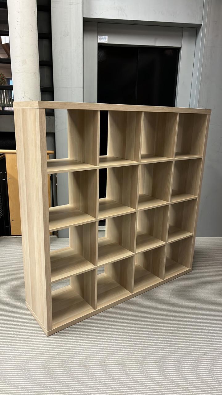 IKEA kasten kallax 4 x 4 vakken zgan