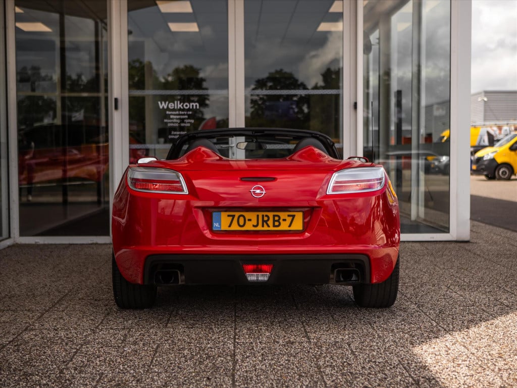 Opel GT 2.0 turbo premium pakket i 310 pk