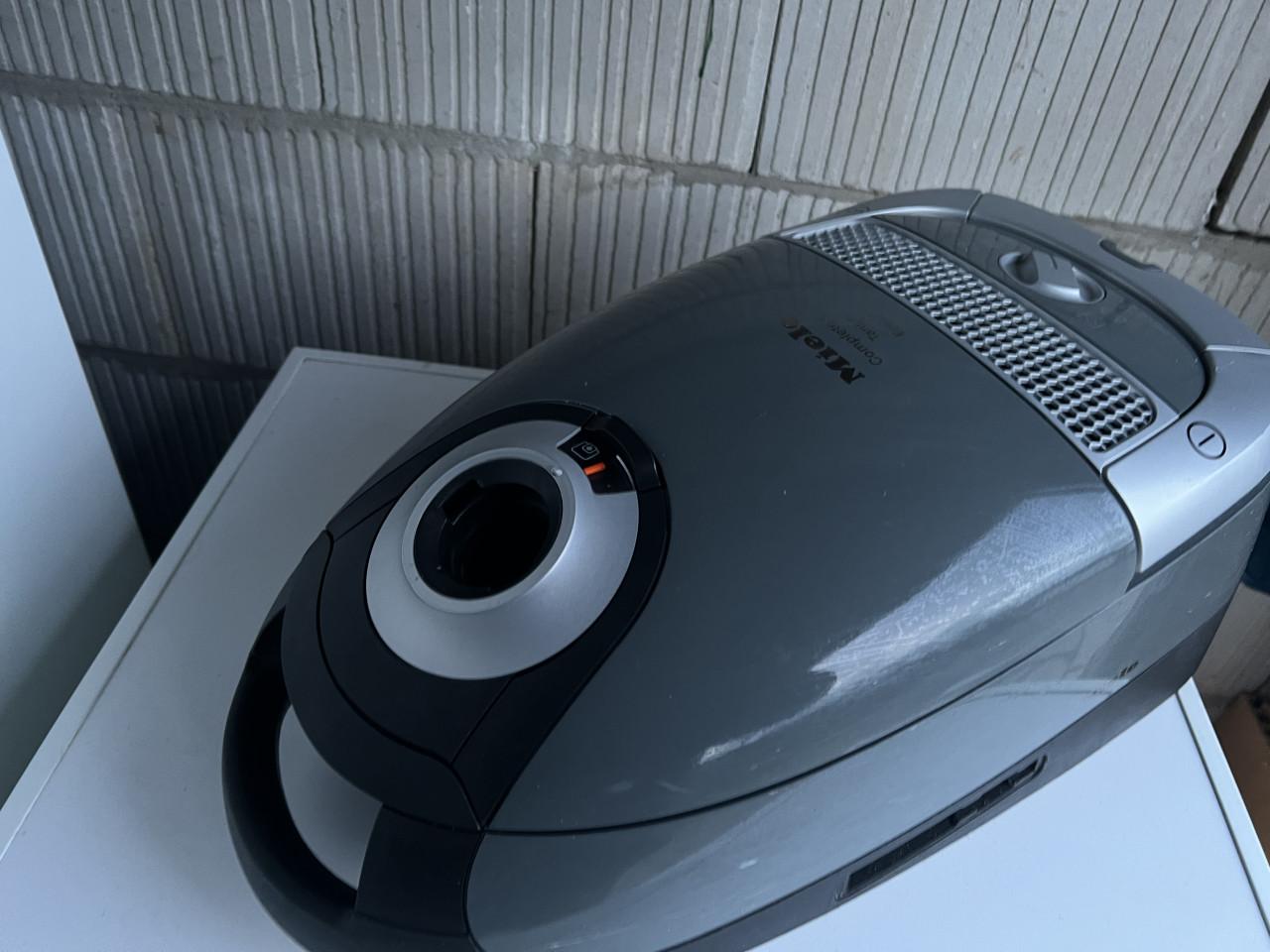 Miele complete c2 tango ecoline Stofzuiger bijna nieuw