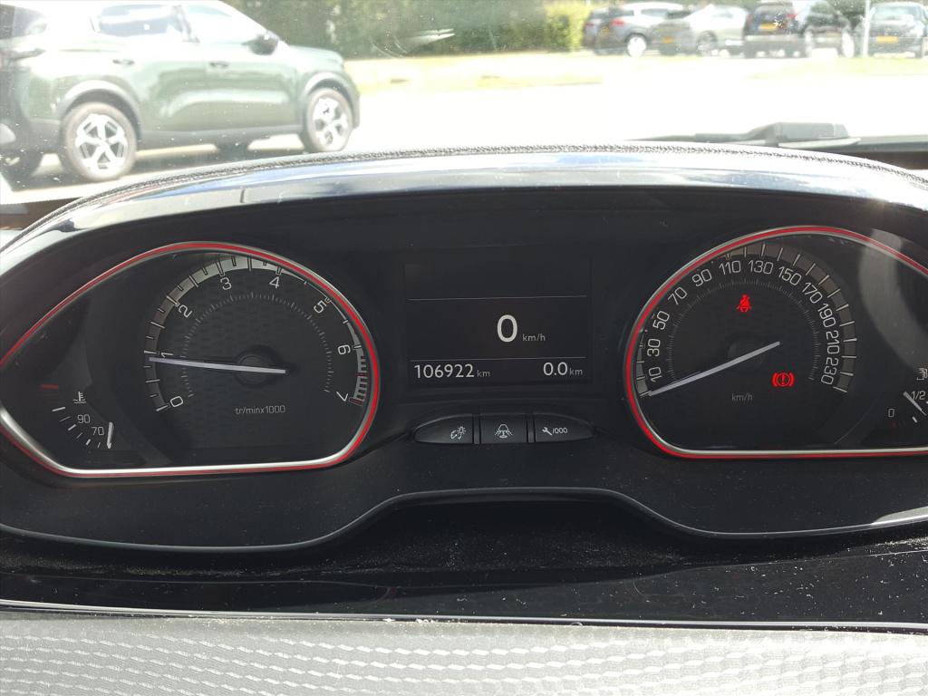 Peugeot 2008 1.2 puretech 110pk gt-line | navi | bt | applecarplay & androi
